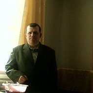 Сергей Лавренюк