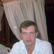 Дмитрий Кладинов
