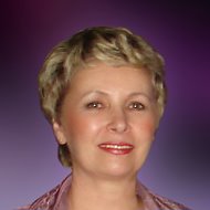 Елена Цомартова