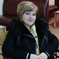 Елена Свичарова