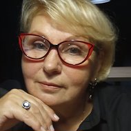 Анна Строганова