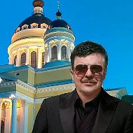 Николай Леонов