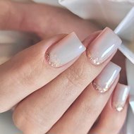 Monakhova Nails