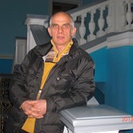 Геннадий Аветян