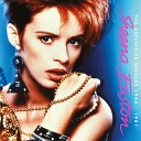 Sheena Easton