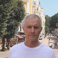 Евгений Беляцкий