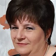 Елена Комова