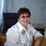 Лариса Бобровская