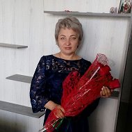Оля Архипова.