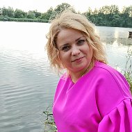 Оля Сафонова