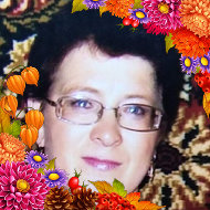 Лена Николаева