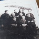 Фотография "Гетте Филипп валентинович,1894 год рождения. Сзади жена- Гетте Катерина,Райзен "