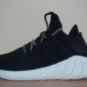 Фотография "Adidas Tubular 37-38 стелька 24.5 см"