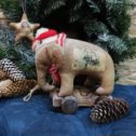 Фотография "Новогодний кофейный слоник в вязаном берете и шарфике"