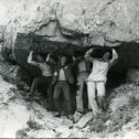 Фотография "Хакассия. 1981 Саяно-Шушенская ГЭС. Куда бы швырнуть этот камушек?
Задолбали эти рукосуи (модераторы)! Я в центре!"
