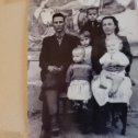 Фотография "Мой  дед Серафим, бабушка Варя, и мой папа с сёстрами и братом!"