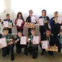 Фотография "Соревнование по шахматам. У внучки второе место."