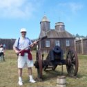 Фотография ""Забил заряд я в пушку туго ...".
  ФПК стрельцов-надомников (Fort Ross, California)"