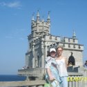 Фотография "Крым-Ласточкино гнездо, с подружкой Улечкой"