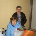 Фотография "Мы с мужем ждем выписки невестки с внуком из роддома в феврале 2007 года."