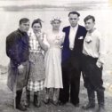 Фотография "Свадьба моих родителей. На берегу Иртыша"