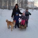 Фотография "Дедушка Филиппок с внуками в зимнем лесу. 17. 12 . 2022 г. "