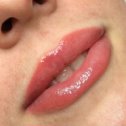 Фотография "Татуаж губ, фото сразу после процедуры 👄 через месяц останется естественный цвет сочных губ на целый год и более.
————————
📲 ДЛЯ ЗАПИСИ 8-911-965-70-18
Или WhatsApp по ссылке в шапке профиля."
