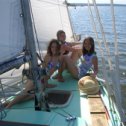 Фотография "Лето 2005г. На фото: Ядрихинская Саша, Василенко Таня и Ясинская Соня. Каткемся на яхте."