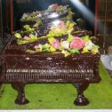 Фотография "Piano made out of chocolate"