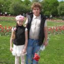 Фотография "09.05.09. Парк им. Горького. Цветы для ветеранов."