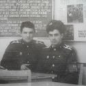 Фотография "1976 год. Рязанское ВВКУС. Встреча друзей казанских кадетов."