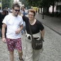 Фотография "С Аликом в Одессе. За нами бежит Долгов.  2008."