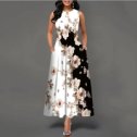 Фотография "Женское платье с цветочным принтом, V-образным вырезом и карманами полиэстер
Цена 2590 руб"