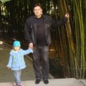 Фотография "Ялта. Ботанический сад. Мы с Ариной в бамбуковых зарослях. (ноябрь 2008)"