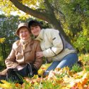Фотография "С мамой в Царицыно, осень 2009"