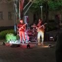 Фотография "Вечер в Геленджике. Музыканты на набережной. "