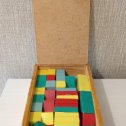 Фотография "Детские деревянные кубики в ящике (ящик крепкий), 66 штук. Размер ящика : 29.5х18.5х8 см. СССР.
"