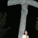 Фотография "Крест святой Нины (груз. ჯვარი ვაზისა) — христианская реликвия, крест, сплетённый из виноградных лоз, который, по преданию, Богородица вручила святой Нине перед тем, как направить её в Грузию."