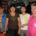 Фотография "Shop-тур в Китае, 2006г. (я крайняя слева)"