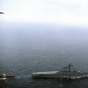 Фотография "Тяжелый авианесущий крейсер "Минск" и танкер "Олекма" в Тихом океане, 9 февраля 1983 года"