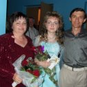 Фотография "Моя дорогая семья на выпускном в школе у доченьки 2010 год"