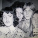 Фотография "Это я у друга на проводах 1977 г"