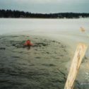 Фотография "Греюсь))На улице минус 20, в воде плюс 1..Теплее))"