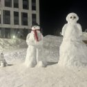 Фотография "Вот таких необычных и красивых снеговиков встретил на днях"