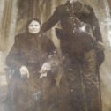 Фотография "Мой дедушка, Митрофан Савельевич, со своей мамой, Ириной Марковной."