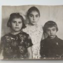 Фотография "Как давно это было подружка Галина, я и моя сестренка Надюша! 1964 год. "