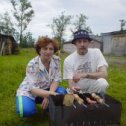 Фотография "В деревне,Ленинградская область,25.07.2004 г. Я и жена Наталья."