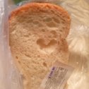 Фотография "Сердечко от хлеба , кстати последняя долька."