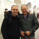 Фотография "Москва метро встретилсь земляки.Две минуты , пару слов, фото на память и бегом по своим делам."