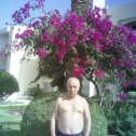 Фотография "Да, на фото  он  самый ..)))с голым  торсом  , очень  жарко  эта  Египет    март  месяц   2018  год  )))"